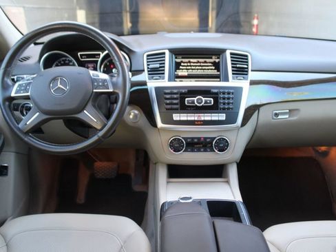 Used 2015 Mercedes-Benz ML 350 2WD image 16