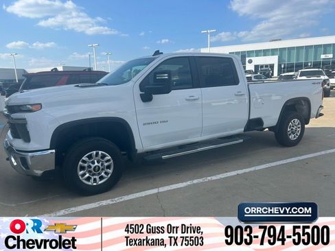 Used 2025 Chevrolet Silverado 2500 LT w/ Convenience Package image 1