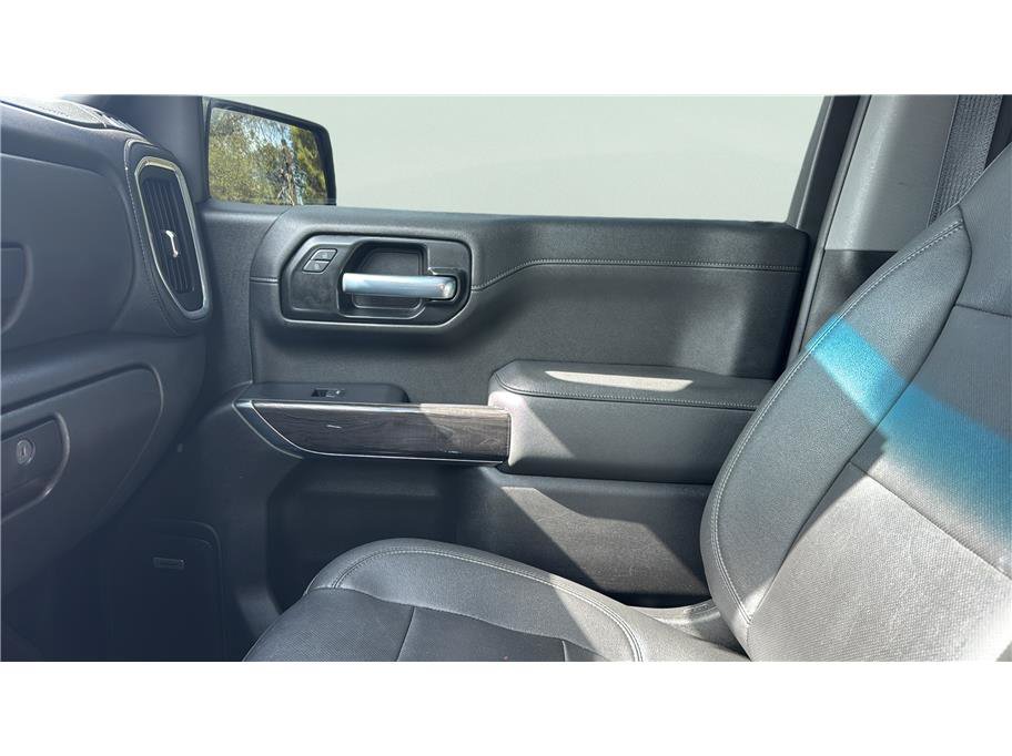 Used 2021 Chevrolet Silverado 1500 LTZ w/ LTZ Premium Package AWD/4WD image 37