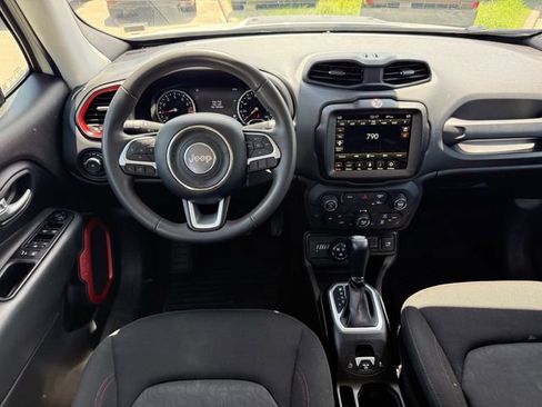 Used 2023 Jeep Renegade Trailhawk AWD/4WD image 13