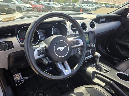 Used 2016 Ford Mustang Premium RWD image 13