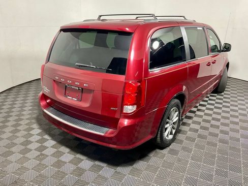 Used 2014 Dodge Grand Caravan SXT FWD image 17