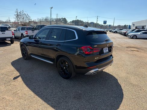 Used 2023 BMW X3 sDrive30i w/ Convenience Package image 3