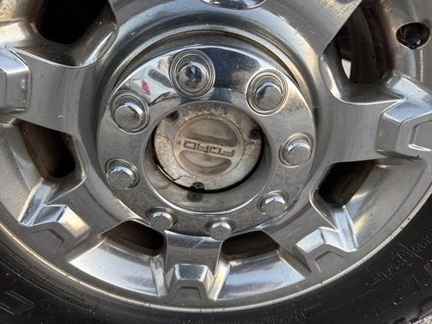 Used 2016 Ford F250 XLT w/ XLT Premium Package image 12