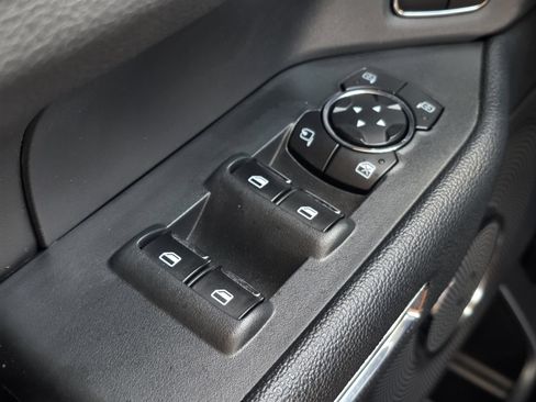 Used 2024 Ford Expedition XLT RWD image 33