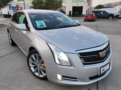 Used 2017 Cadillac XTS Luxury image 29