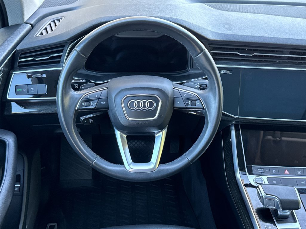 Used 2022 Audi Q7 3.0T Premium w/ Convenience Package AWD/4WD image 18