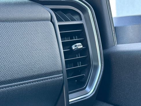 Used 2024 Chevrolet Silverado 2500 LTZ image 29