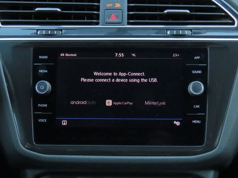 Used 2019 Volkswagen Tiguan SE image 20