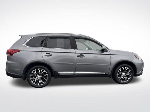 Used 2018 Mitsubishi Outlander GT AWD/4WD image 8