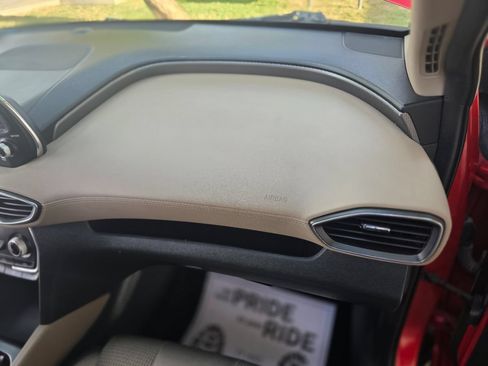Used 2020 Hyundai Santa Fe SEL FWD image 26