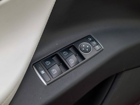 Used 2016 Tesla Model X 90D image 18