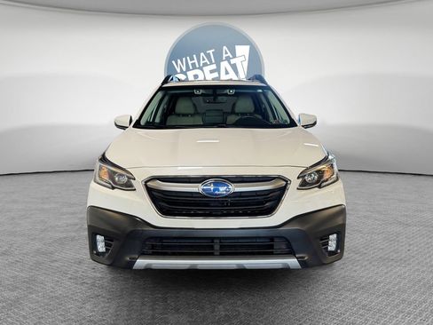 Used 2022 Subaru Outback Limited AWD/4WD image 9