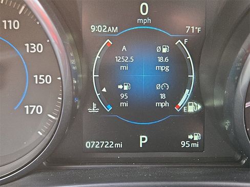 Used 2017 Jaguar F-PACE R-Sport image 21