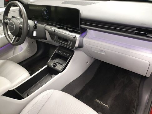 Used 2024 Hyundai Kona Limited image 8