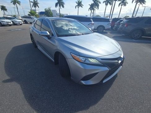 Used 2020 Toyota Camry XSE image 1