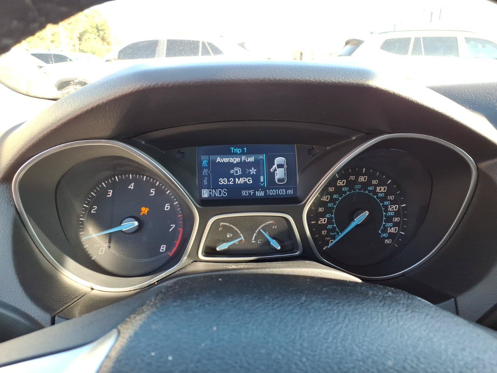 Used 2012 Ford Focus SEL FWD image 19