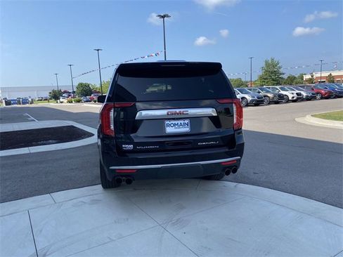 Used 2021 GMC Yukon XL Denali w/ Denali Ultimate Package image 12