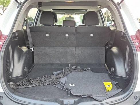 Used 2014 Toyota RAV4 XLE AWD/4WD image 17