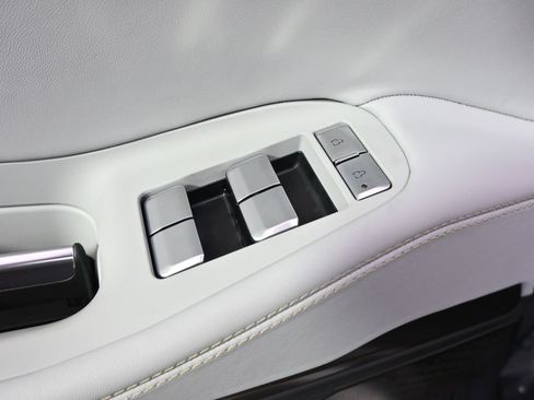 New 2026 Lincoln Navigator Black Label AWD/4WD image 23