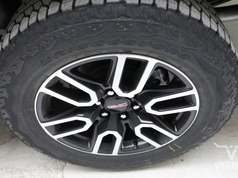 New 2026 GMC Sierra 1500 AT4 w/ AT4 Premium Package image 34