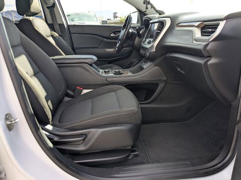 Used 2020 GMC Acadia SLE image 19