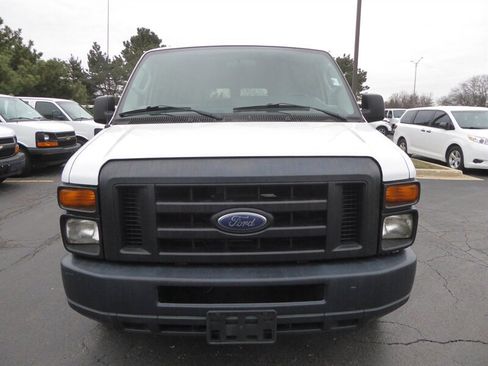 Used 2012 Ford E-350 and Econoline 350 XL w/ Interior Upgrade Pkg image 2
