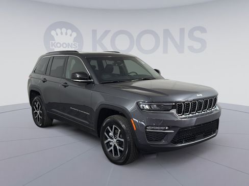 New 2025 Jeep Grand Cherokee Limited w/ Luxury Tech Group II image 10
