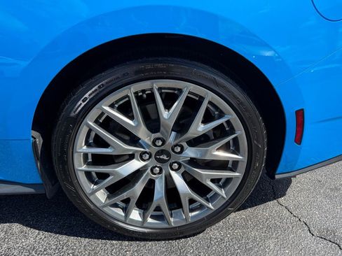 Used 2024 Ford Mustang GT Premium RWD image 36