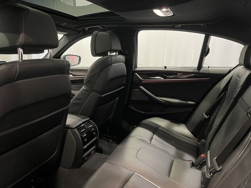 Used 2023 BMW M550i xDrive M550i xDrive w/ Executive Package image 24