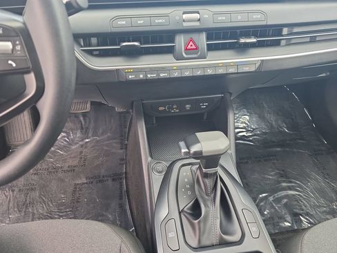 Used 2025 Kia K4 FWD image 17