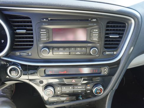 Used 2015 Kia Optima EX image 29