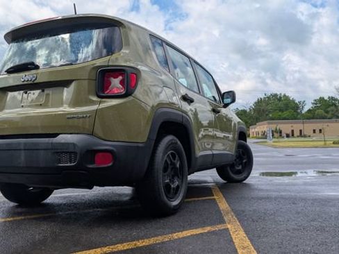 Used 2015 Jeep Renegade Sport w/ Power & Air Group AWD/4WD image 5