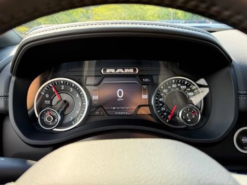 Used 2024 RAM 2500 Laramie w/ Night Edition AWD/4WD image 17