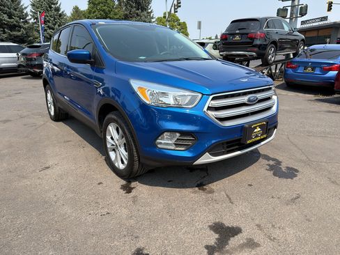 Used 2017 Ford Escape SE AWD/4WD image 11