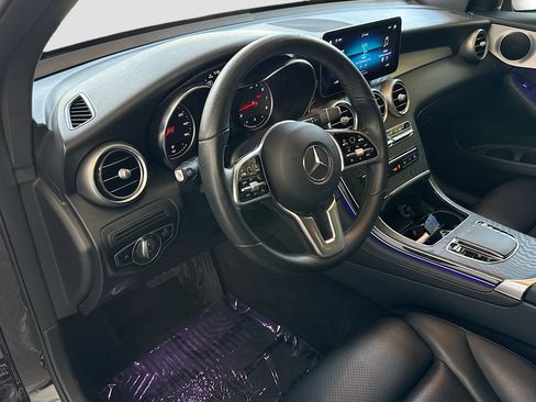 Used 2020 Mercedes-Benz GLC 300 4MATIC image 9