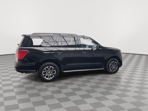 Used 2023 Ford Expedition XLT image 43