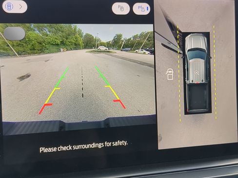 Used 2025 Ford F250 Lariat w/ Lariat Ultimate Package image 54