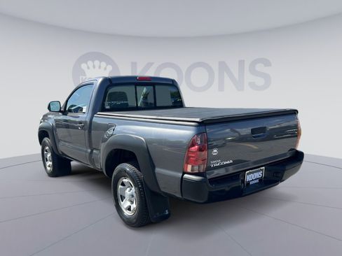 Used 2014 Toyota Tacoma 4x4 Regular Cab image 4