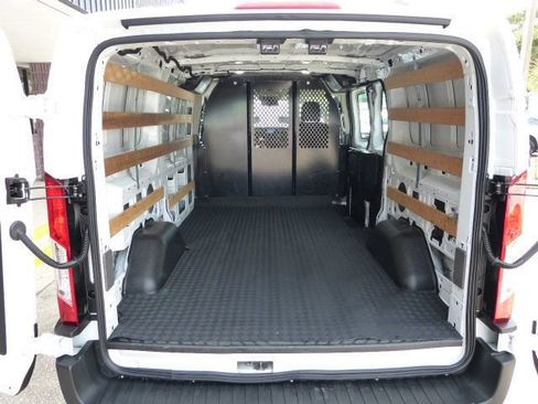 Used 2023 Ford Transit 250 Low Roof w/ Exterior Upgrade Package image 15