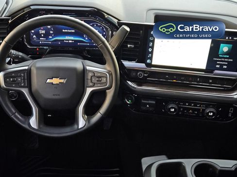 Certified 2025 Chevrolet Silverado 1500 LT AWD/4WD image 33