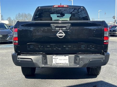Certified 2022 Nissan Frontier S w/ Technology Package image 27