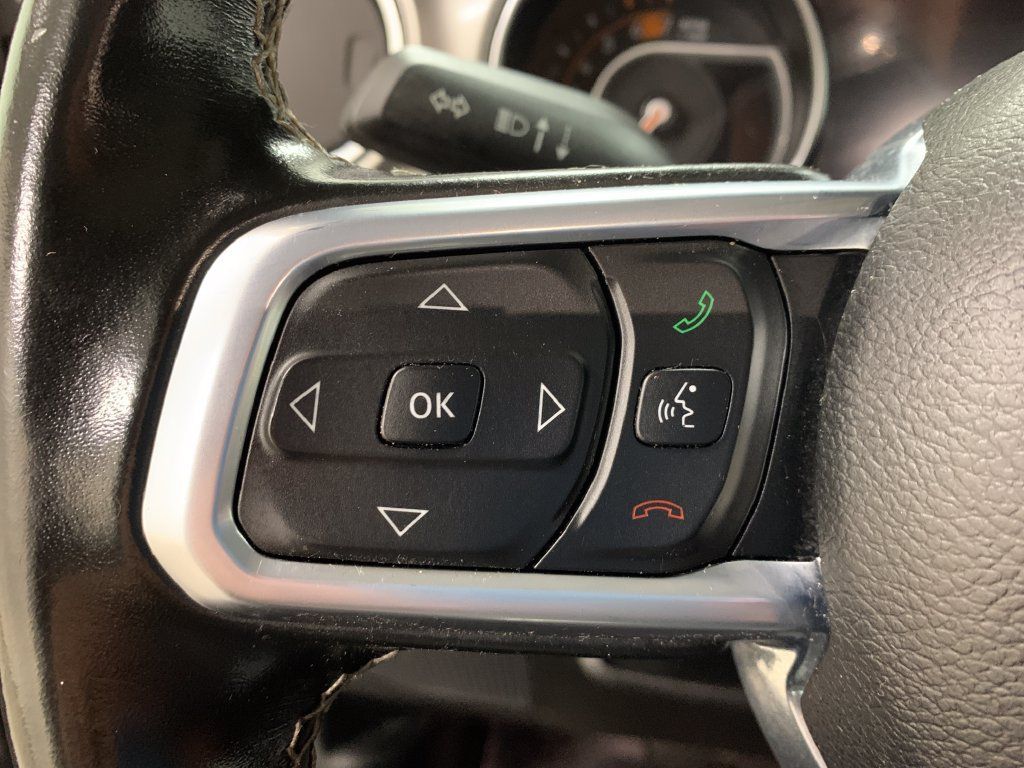Used 2021 Jeep Wrangler Unlimited Sahara w/ Uconnect 4C Nav & Sound Group AWD/4WD image 21