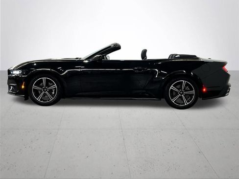 Used 2024 Ford Mustang Convertible RWD image 27