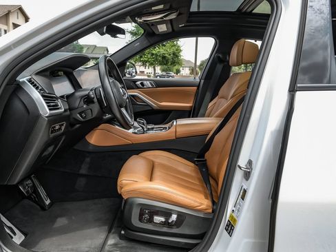 Used 2021 BMW X6 M50i w/ Executive Package AWD/4WD image 35