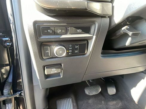 Used 2021 Ford F150 XLT w/ Equipment Group 302A High image 13