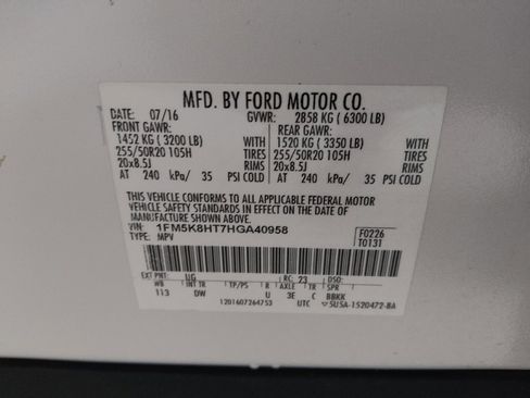 Used 2017 Ford Explorer Platinum image 33