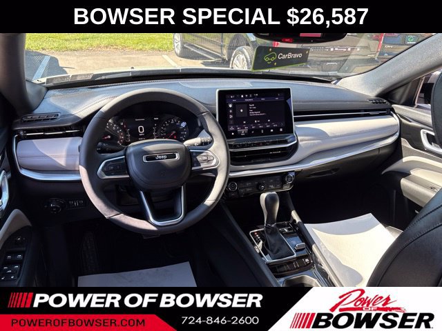 Used 2026 Jeep Compass Limited AWD/4WD image 11
