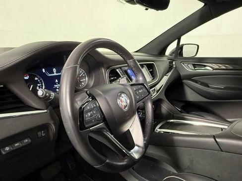 Used 2022 Buick Enclave Avenir FWD image 15