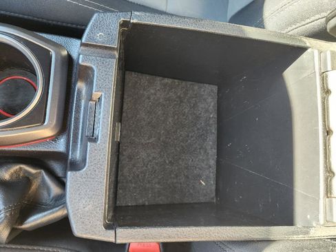 Used 2022 Toyota Tacoma TRD Off-Road image 19